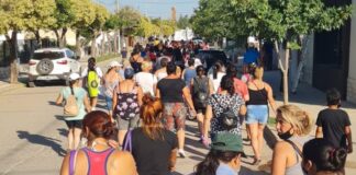 Despeñaderos: marcharon por canastas navideñas para la economía popular