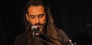 Marcos Navarro presenta nuevas músicas y un libro de poemas