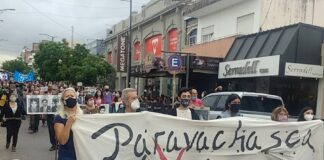 Una nueva marcha dice «Presente» por las y los desaparecidos de Paravachasca
