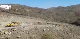 Autovía 5: Denunció que una topadora ingresó a su casa