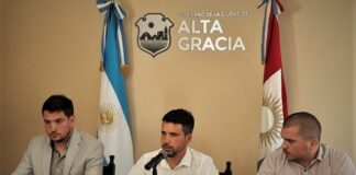 El día después de la frustrada visita de Marcos Torres al Concejo