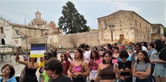 Orgullo iridiscente en las calles de Alta Gracia