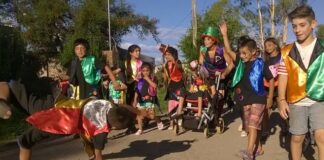 Libro de una investigadora local aborda las artes escénicas en contextos populares