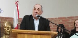 Colectividades: Omar Allende atribuyó las críticas a una movida política