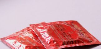 El preservativo es el método más efectivo para prevenir ITS y embarazos no intencionales
