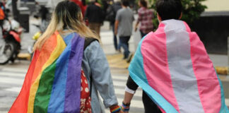 Nuevo ataque a la comunidad LGBT: Milei pretende restringir el acceso a las hormonizaciones