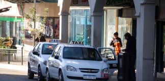 La Comisión de Taxis y Remises pide que las licencias se entreguen a empleados con antigüedad