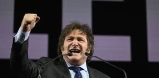 Revelan la percepción social de que Milei «defiende los intereses del mercado financiero» y «no tiene autocrítica»