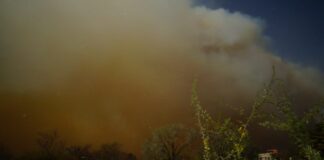 Bomberos combaten dos focos de incendio en Paravachasca