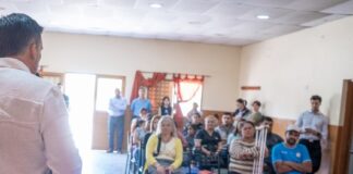 Entregaron créditos provinciales en diversas localidades de Santa María