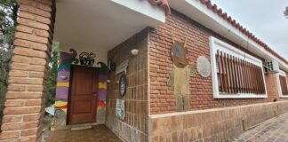 Con un festival solidario, la Radio Tortuga defiende su lugar en el aire