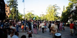 Vecinos y Vecinas del Valle de Paravachasca marcharon contra el DNU y la ley de ómnibus de Javier Milei