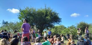 La Urdimbre vuelve a celebrar a las bibliotecas populares con un festival, nutrido de artistas