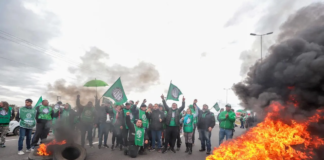 Gendarmería agredió con gases lacrimógenos a manifestantes de ATE en el Aeropuerto de Córdoba