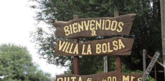 Villa La Bolsa busca la construcción de una Escuela Secundaria y se reúne con el Ministro de Educación Provincial