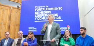 Junto a medios comunitarios y cooperativos, Llaryora lanzó un programa de apoyo al sector
