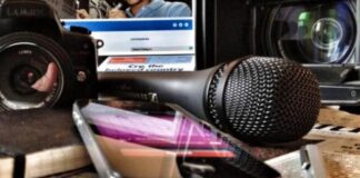 El Gobierno amenazó con reimplantar la matrícula obligatoria para el periodismo y tuvo que dar marcha atrás