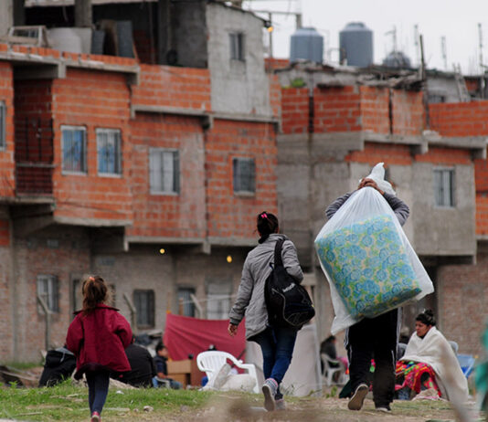 El IETSE reveló que en julio una familia necesitó casi dos millones de pesos para no caer en la pobreza