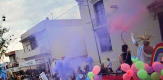 «Al closet nunca más»: la Marcha del Orgullo vuelve a expresarse en las calles de Alta Gracia