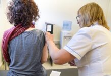 Los Aromos: extienden y amplían la campaña de vacunación contra el dengue