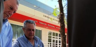 Ponen en funcionamiento el servicio eléctrico de la nueva escuela secundaria de Anisacate