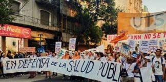 La defensa de la salud pública y la reivindicación de EPEC como empresa estatal confluyeron en las calles de Córdoba