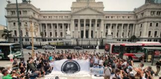 Realizaron un «camarazo» por el fotógrafo Pablo Grillo, brutalmente agredido por la Policía