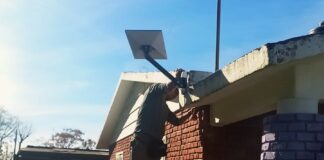 Falda del Carmen: instalan internet satelital en la escuela nocturna de Valle Alegre