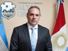 Mariano Agazzi: «Al esfuerzo para que el vecino no se quede sin medicamentos lo hace el municipio»