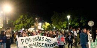 La “unidad” de las luchas se vivió en una nueva marcha de jubilados de Alta Gracia