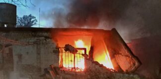 Piden ayuda para reconstruir la vivienda de B° El Cañito que se incendió tras la explosión de una garrafa