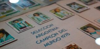 El Museo del Kempes exhibe una colección de figuritas de los mundiales de fútbol