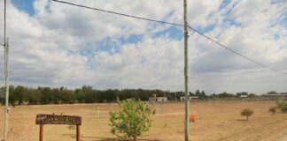 Inauguran un sector de juegos infantiles en la plaza del barrio Ayres de Anisacate