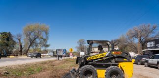 Anisacate: la Municipalidad realizó tareas de mantenimiento de desagües pluviales en la ruta 5