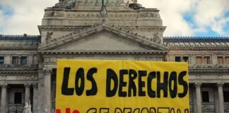Sectores ajustados salen a la calle para enfrentar los incumplimientos del Gobierno
