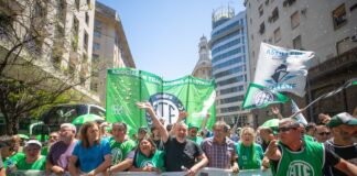 Estatales realizan un paro de 24 horas en contra de la reforma laboral y por la reapertura de paritarias