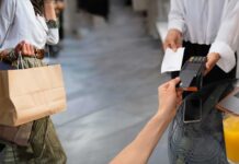 Las ventas minoristas cayeron un 4,1% interanual en noviembre: el contexto es percibido como desfavorable para la inversión