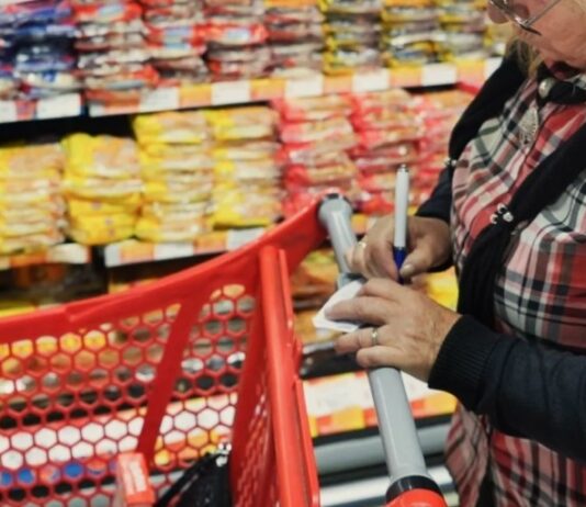 En enero, el 57% de los hogares no pudo acceder satisfactoriamente a la totalidad de la Canasta Básica Alimentaria