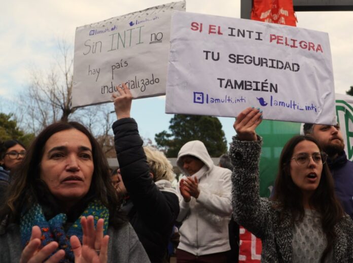 Reclamo por el INTI (ATE)