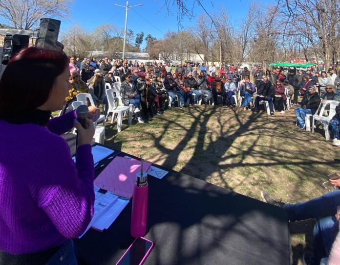 Reunión barrial (Municipalidad de Anisacate)