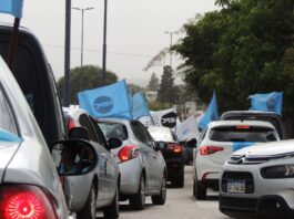 Con una multitudinaria caravana, los gremios estatales se pronunciaron contra el «ajuste previsional»