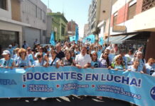 El paro nacional docente tuvo un acatamiento del 80% en Córdoba: una marcha «provincializó» los reclamos