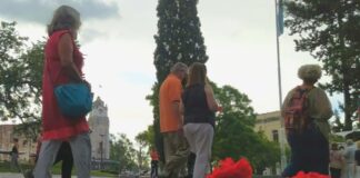 Una nueva «Ronda de la Memoria» homenajeará a Madres y Abuelas en la Plaza Solares