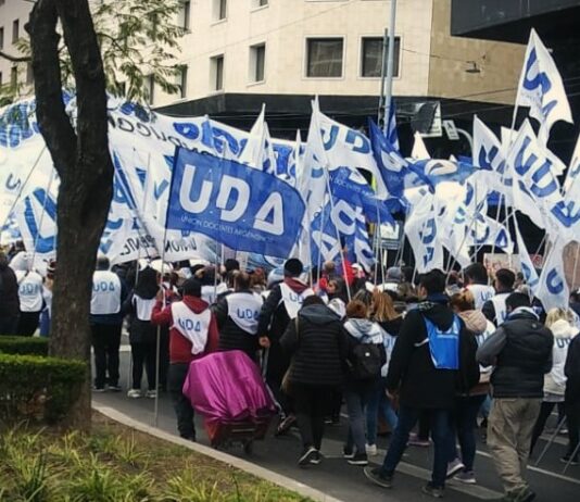 La Justicia hace lugar a un reclamo gremial y suspende la «esencialidad» educativa de la reforma laboral