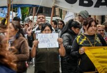 El gobierno de Milei dio de baja el «Volver al Trabajo», en medio de protestas de movimientos sociales en todo el país