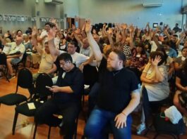 UEPC rechazó por «insuficiente» la tercera oferta del Gobierno y lanzó un paro de 72 horas con movilización