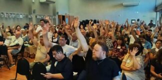 UEPC rechazó por «insuficiente» la tercera oferta del Gobierno y lanzó un paro de 72 horas con movilización