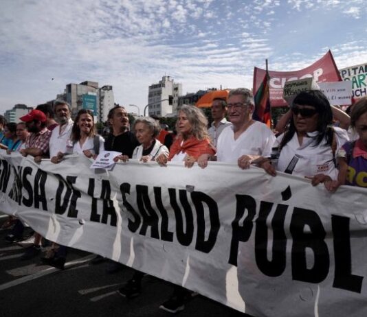 Una marcha federal concentrará en Plaza de Mayo para denunciar la crisis alarmante que atraviesa al sistema de salud