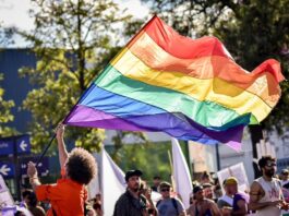 Contra los discursos y crímenes de odio, el colectivo LGBTIQ+ vuelve a marchar por las calles de Córdoba