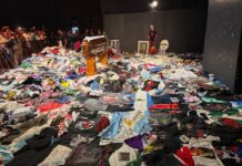 Despidieron al «Indio» Solari con un velorio de 18 horas, por el que pasaron unas 350 mil personas